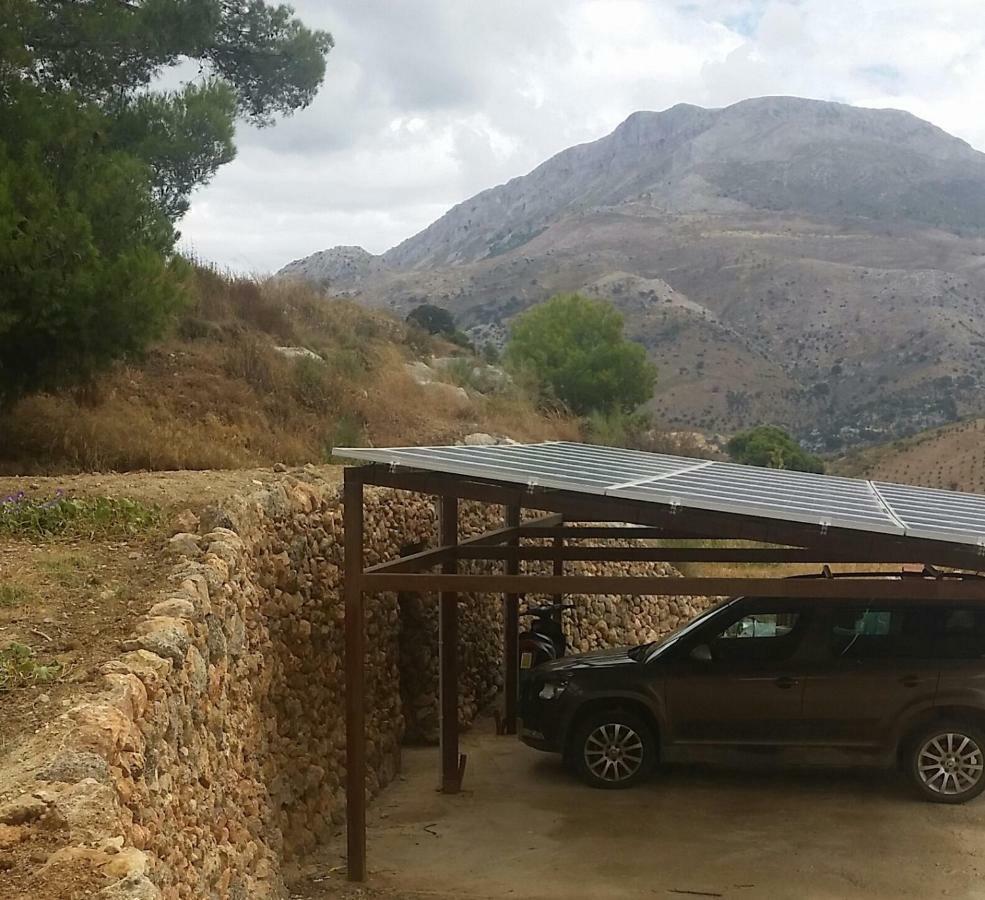 Finca Las Morenas Yunquera Kültér fotó